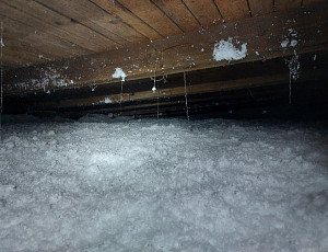 Izolace řadového rodinného domu s pultovou střechou